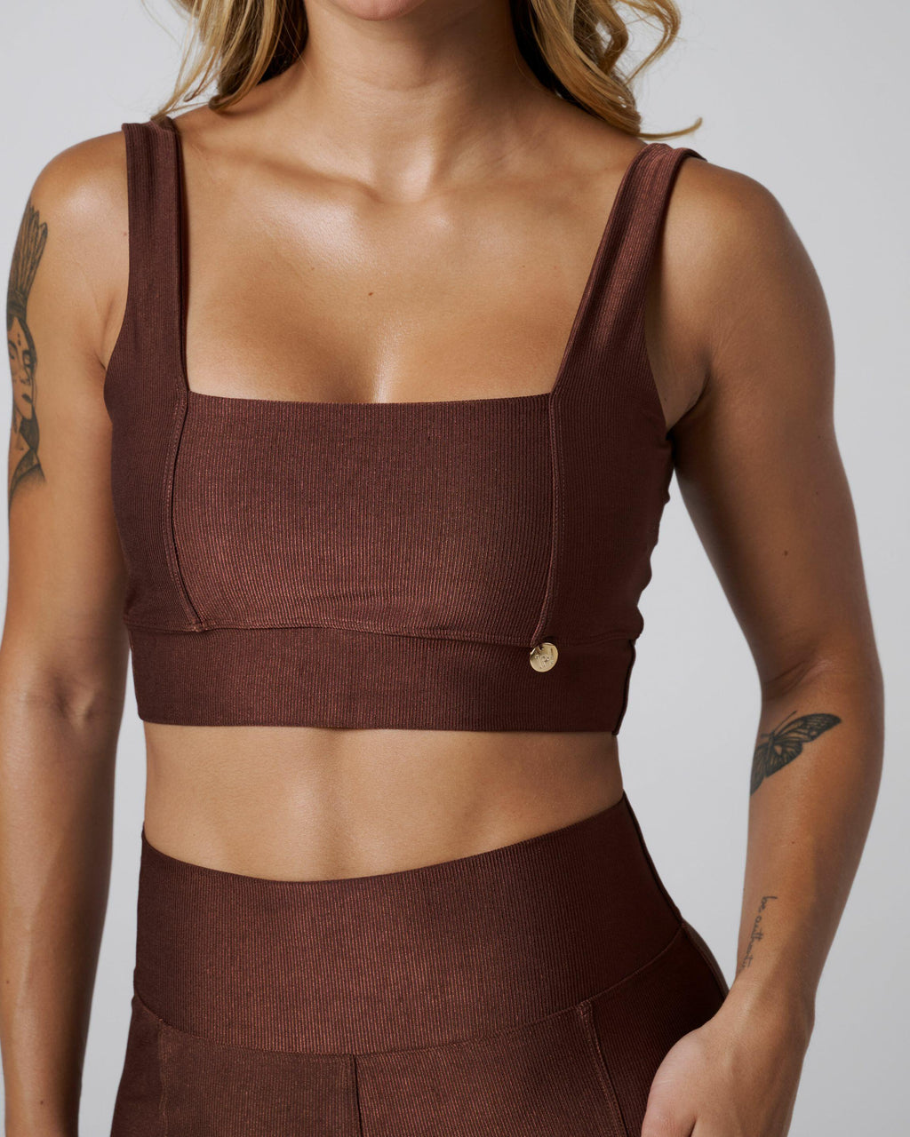 Conjunto Melaine Caneladinho Marrom Couro - Corpo Inteiro